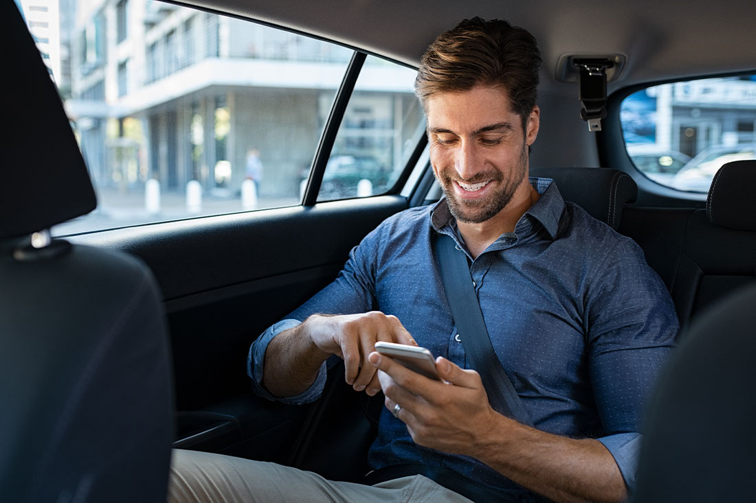 AI Travel Tools for Business Travelers: Plan Smarter, Stress Less