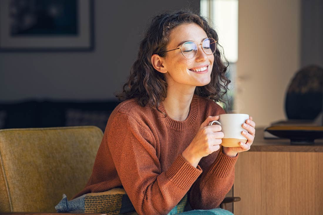 65 Uplifting Quotes for Positive Vibes