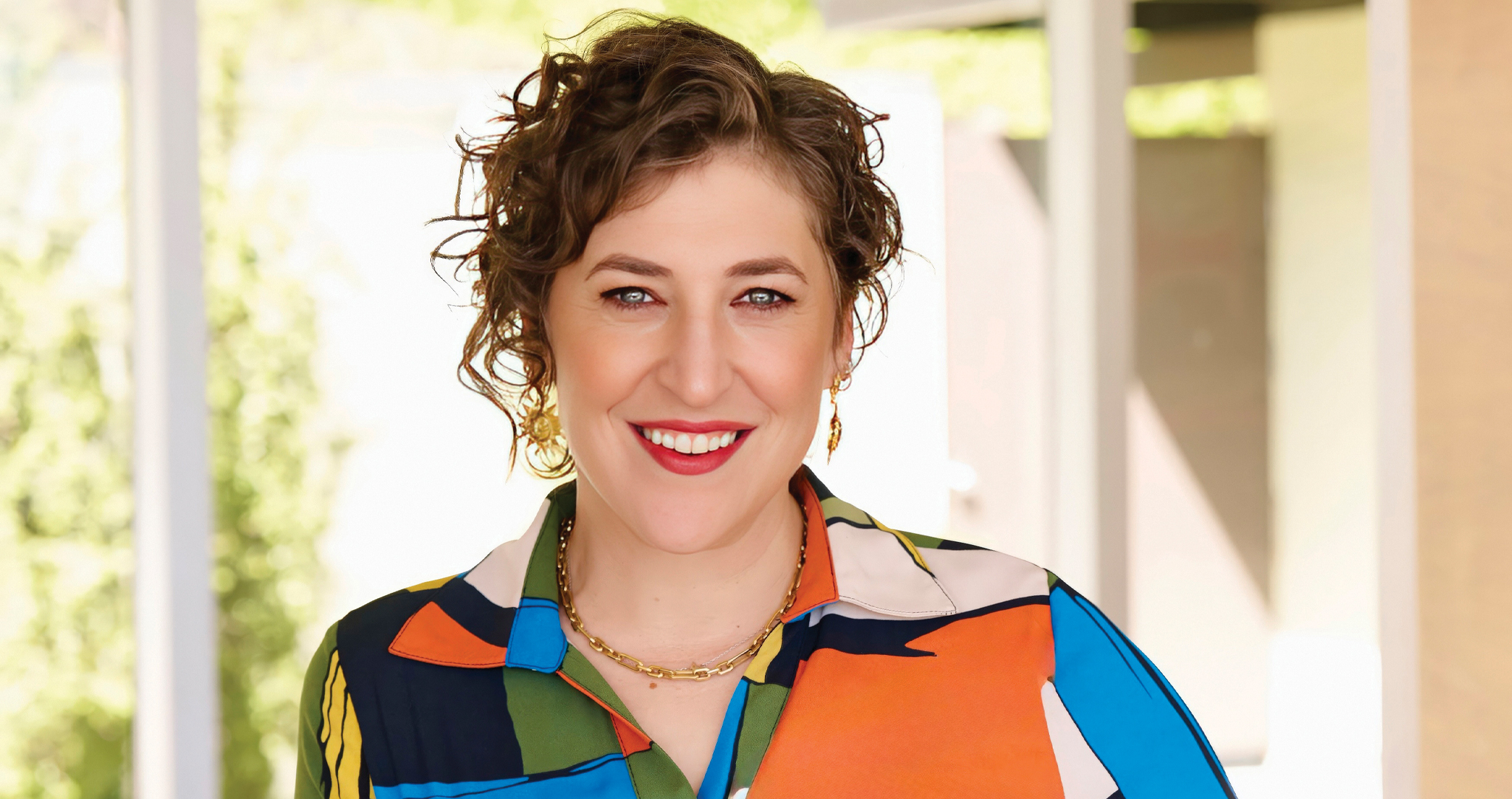 SM26_02_MAR APR _ Mayim Bialik_©John Russo_2048X1032