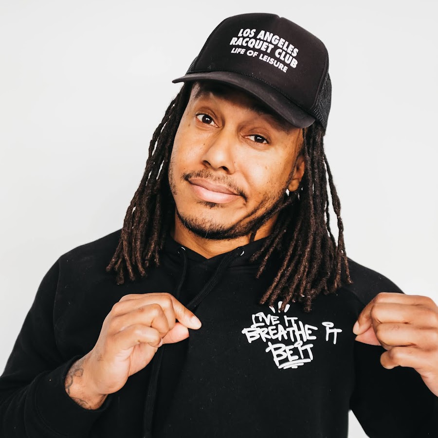 Picture of Trent Shelton. The Trent Shelton Podcast. https://shoprehabtime.com/