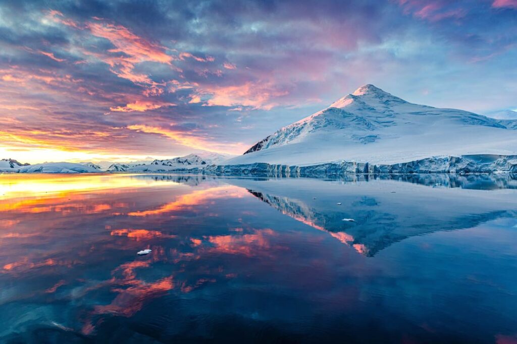 Antarctic sunset landscape on a seabourn antarctica cruise with merel dalebout