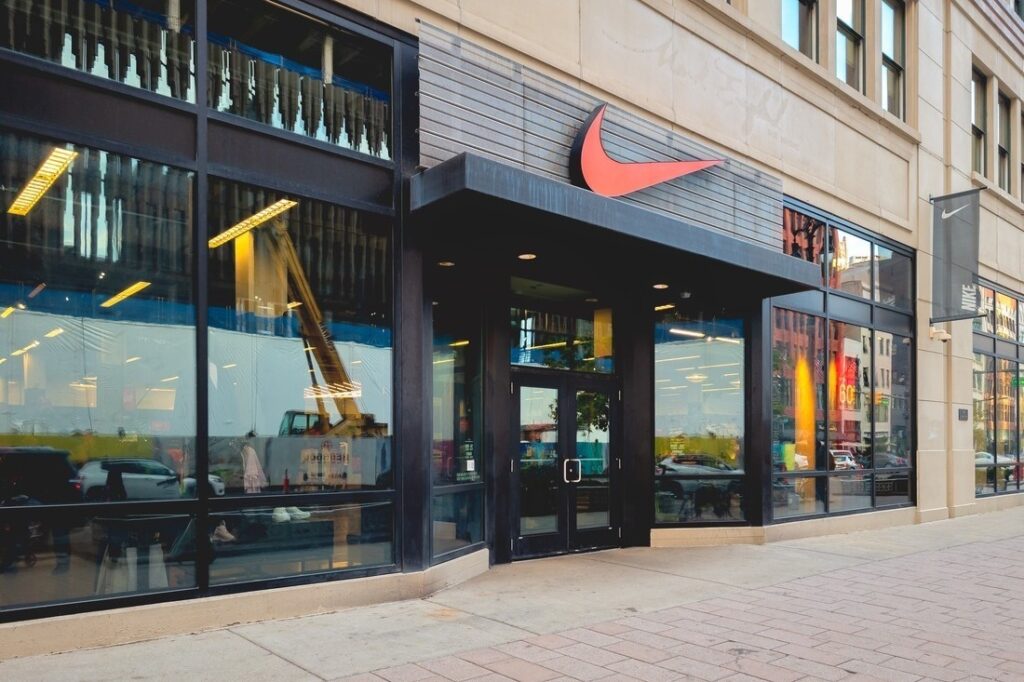 Nike storefront location