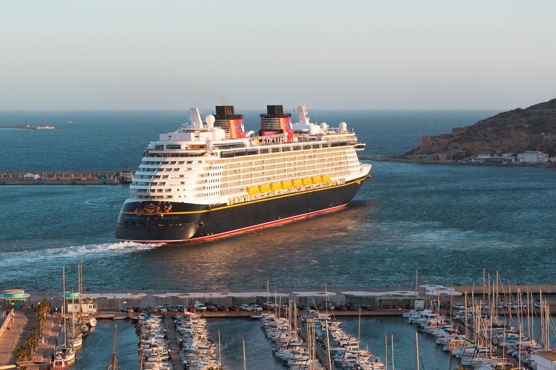 disney-dream-cruise-ship-Qart Hadasht-Shutterstock